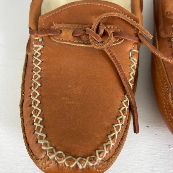 Orvis By Gokey Brown Leather Moccasin Style Slippers Men\'s 10 D Shearling Lined main image 14